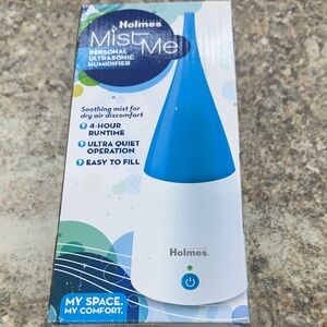 Holmes Blue and White Ultrasonic Humidifier